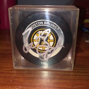 Patrice Bergeron autographed puck